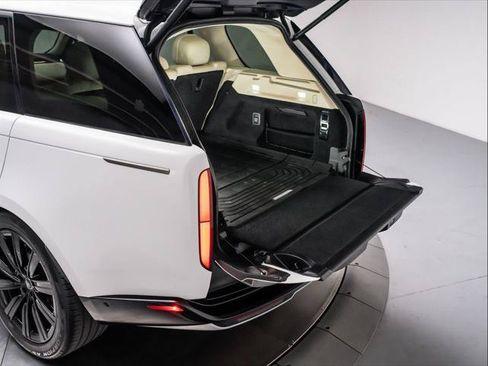 Used 2023 Land Rover Range Rover SE AWD/4WD image 29