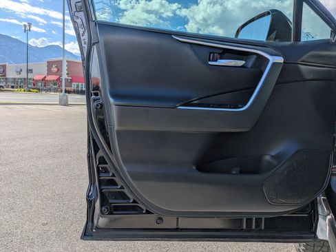 Used 2019 Toyota RAV4 Adventure w/ Advanced Technology Package AWD/4WD image 14