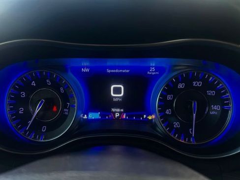 Used 2019 Chrysler 300 Touring w/ Sport Appearance Package image 16