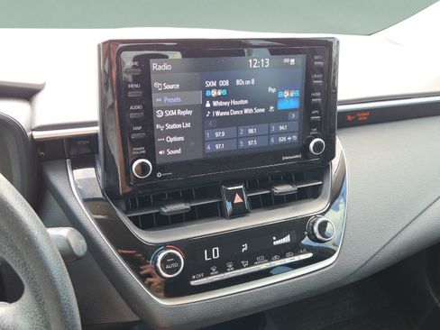 Certified 2022 Toyota Corolla LE FWD image 15