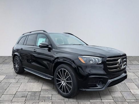 New 2026 Mercedes-Benz GLS 580 4MATIC image 1