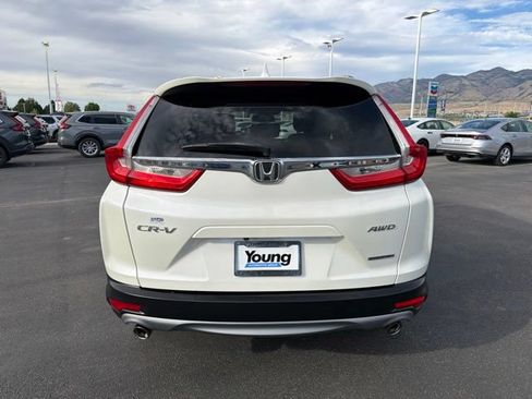 Used 2017 Honda CR-V Touring image 8