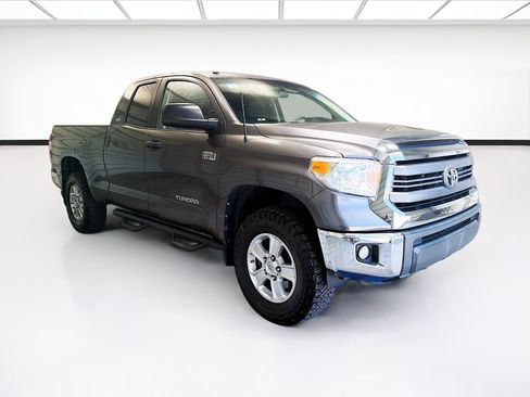 Used 2014 Toyota Tundra SR5 RWD image 3