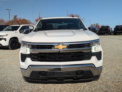 New 2026 Chevrolet Silverado 1500 LT image 2