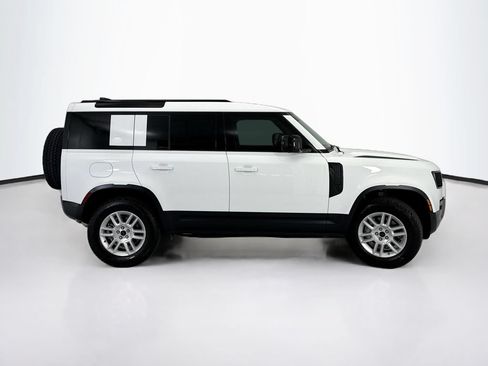 Used 2026 Land Rover Defender 110 S AWD/4WD image 4