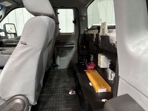 Used 2013 Ford F250 XL w/ PWR Equipment Group RWD image 13