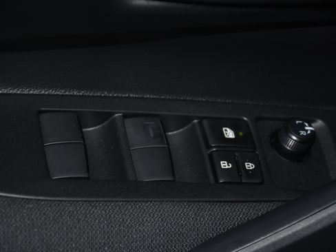 Used 2026 Toyota Corolla LE w/ LE Premium Package FWD image 10