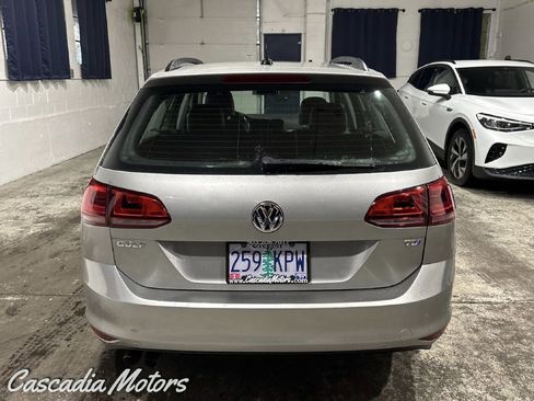 Used 2015 Volkswagen Golf TDI S image 5