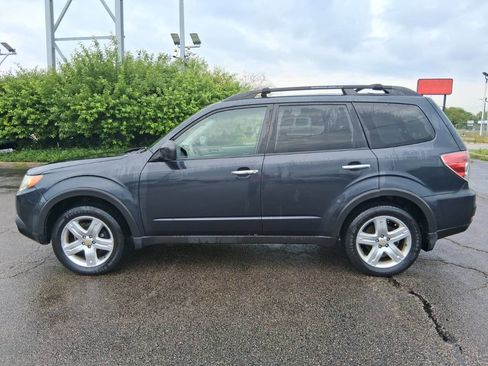 Used 2009 Subaru Forester 2.5X Limited w/ Utility Pkg AWD/4WD image 4