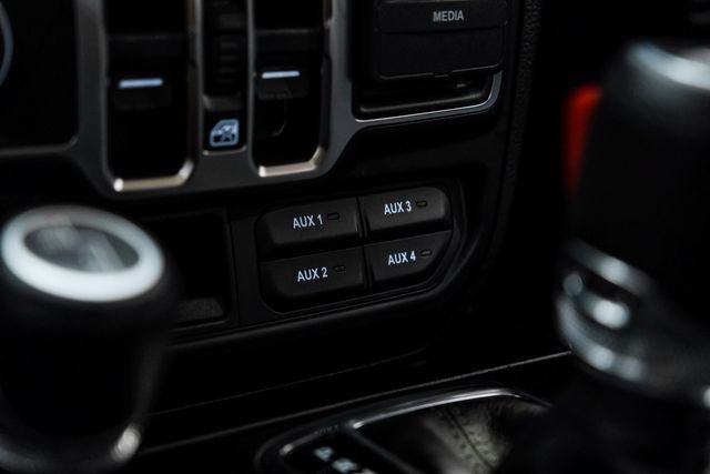 Used 2025 Jeep Gladiator Sport AWD/4WD image 63