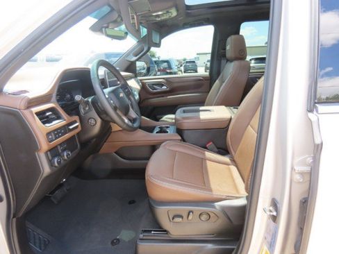 Used 2023 Chevrolet Tahoe High Country RWD image 25