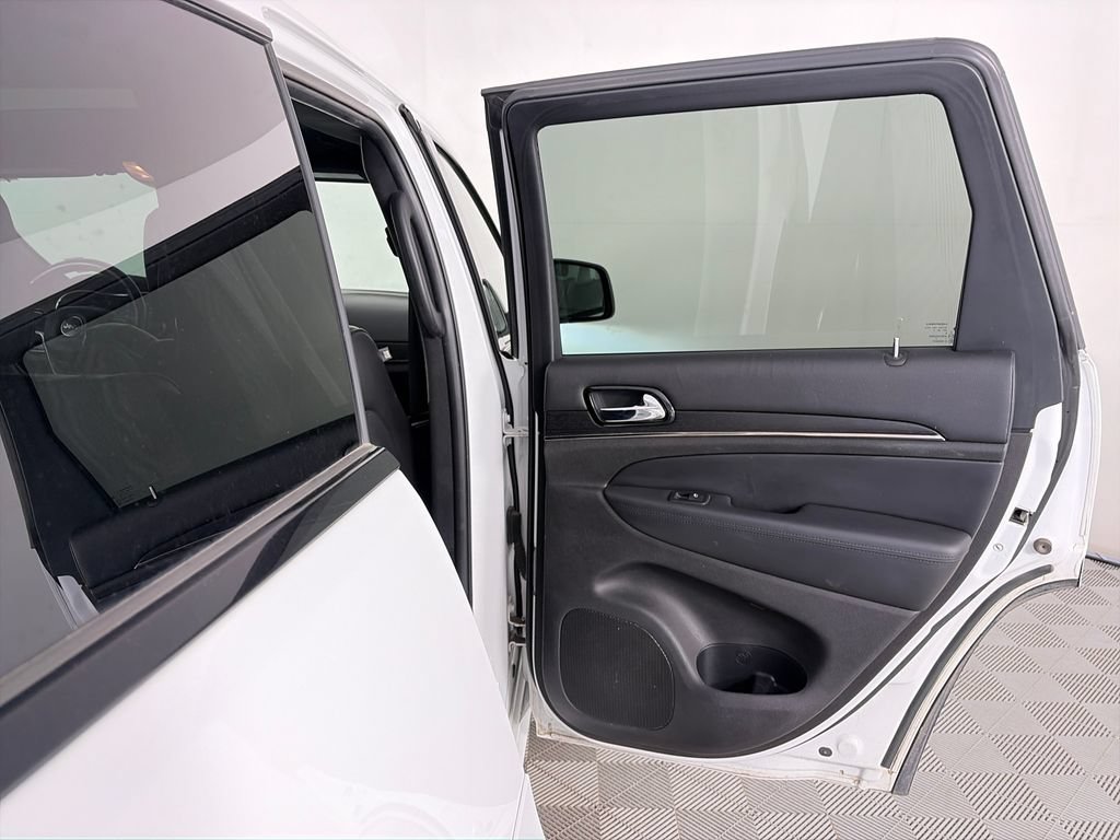 Used 2019 Jeep Grand Cherokee High Altitude AWD/4WD image 29