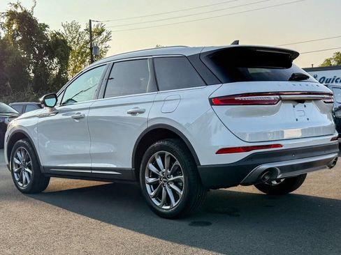 Used 2021 Lincoln Corsair AWD w/ Premium Package image 5