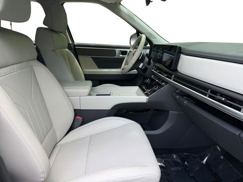 Used 2024 Hyundai Santa Fe SEL FWD image 15