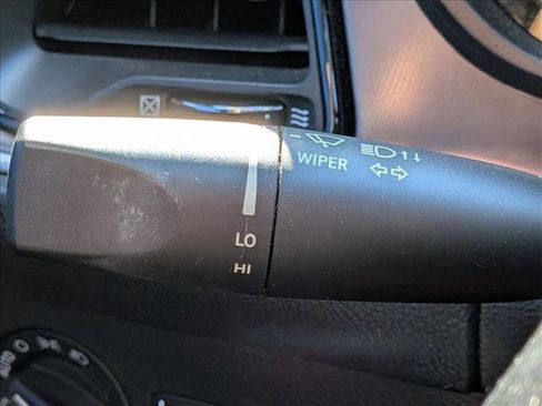 Used 2020 Dodge Challenger SXT image 10