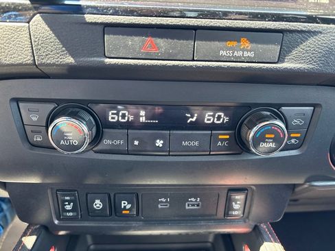 Used 2023 Nissan Frontier PRO-4X w/ Pro Convenience Package AWD/4WD image 43