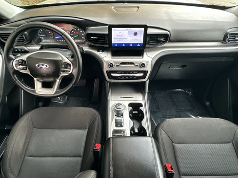 Certified 2022 Ford Explorer XLT image 14