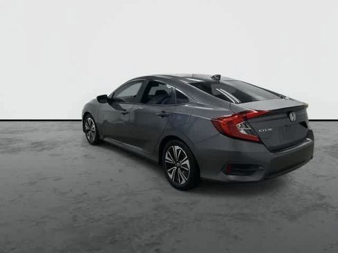 Used 2018 Honda Civic EX-L image 9