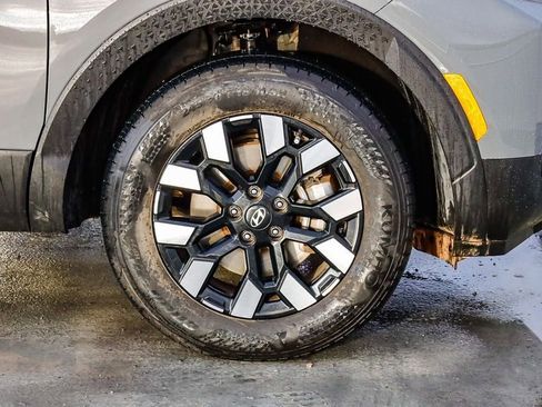 Used 2025 Hyundai Santa Cruz SEL image 11