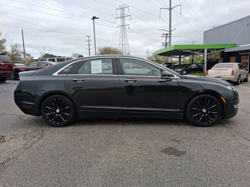 Used 2013 Lincoln MKZ FWD image 5