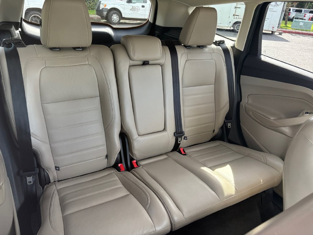 Used 2019 Ford Escape Titanium FWD image 22
