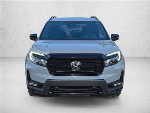 Used 2024 Honda Passport Black Edition image 2