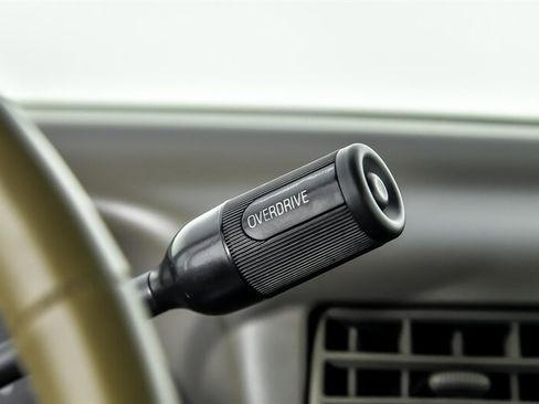 Used 2000 Ford F350 Lariat image 28