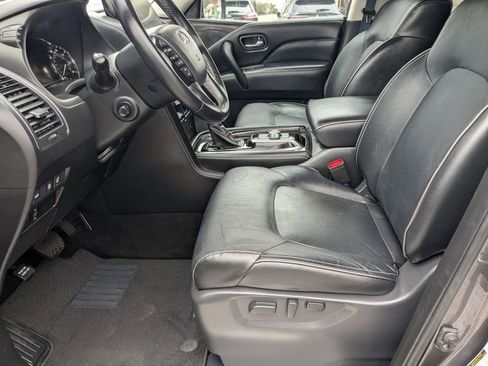 Used 2024 INFINITI QX80 Luxe image 11