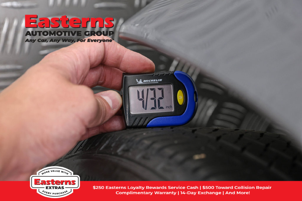 Used 2023 Nissan Sentra S FWD image 28