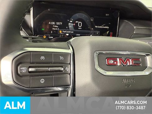 Used 2025 GMC Acadia Elevation image 20