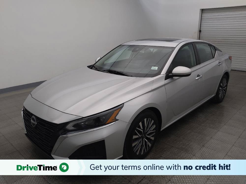 Used 2023 Nissan Altima 2.5 SV w/ SV Premium Package FWD image 1