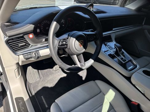 Used 2023 Porsche Panamera 4 Platinum Edition image 21