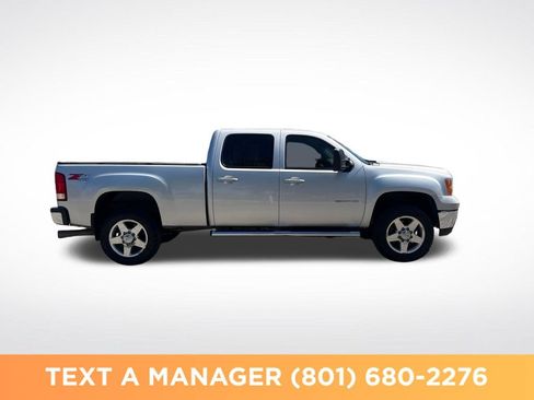 Used 2011 GMC Sierra 2500 SLT w/ SLT Convenience Package AWD/4WD image 6