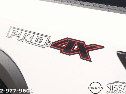 New 2025 Nissan Frontier PRO-4X w/ Pro Convenience Package image 8