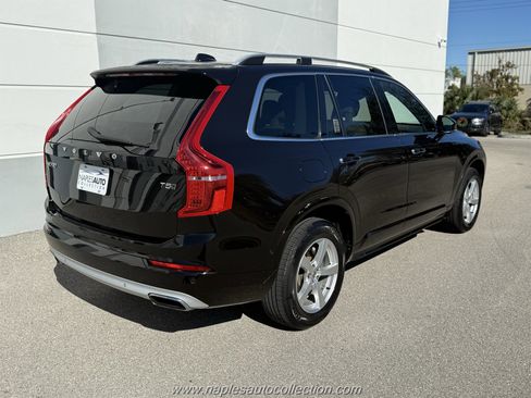 Used 2017 Volvo XC90 T5 Momentum w/ Vision Package image 9