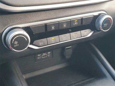 Used 2022 Nissan Altima 2.5 SR image 32