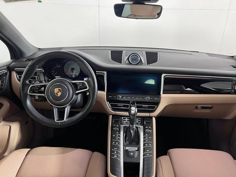 Certified 2021 Porsche Macan S AWD/4WD image 22
