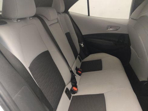 Used 2022 Toyota Corolla SE FWD image 19