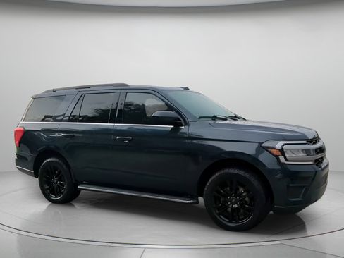 Certified 2023 Ford Expedition XLT RWD image 35
