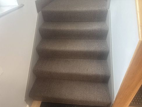 Used 2011 Toyota Prius Four image 21