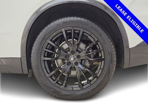 Used 2025 Maserati Grecale Modena image 15