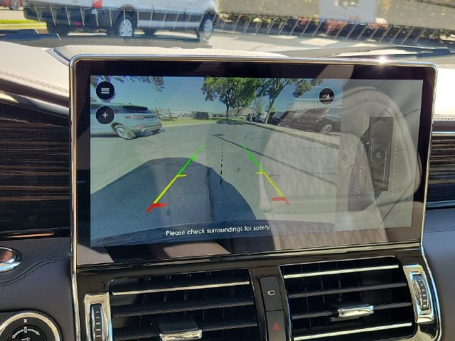 Used 2023 Lincoln Navigator Black Label AWD/4WD image 19