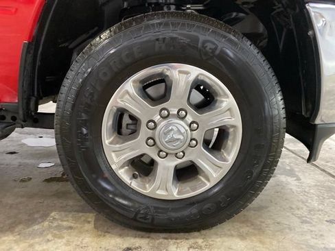 Used 2026 RAM 2500 Big Horn AWD/4WD image 28