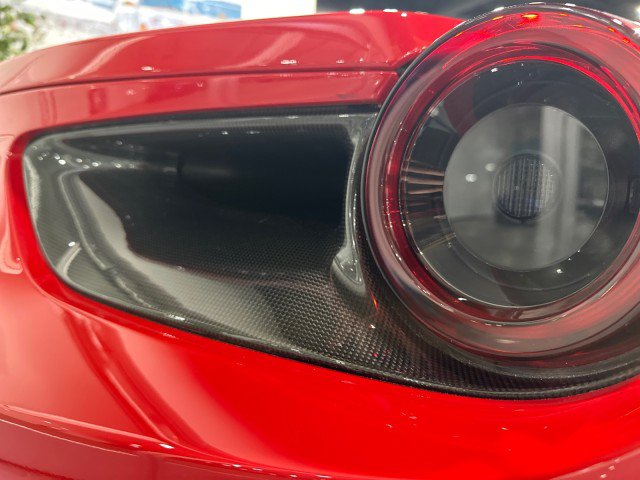 Used 2016 Ferrari 488 GTB RWD image 11