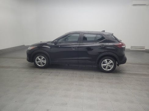Used 2021 Nissan Kicks S FWD image 3
