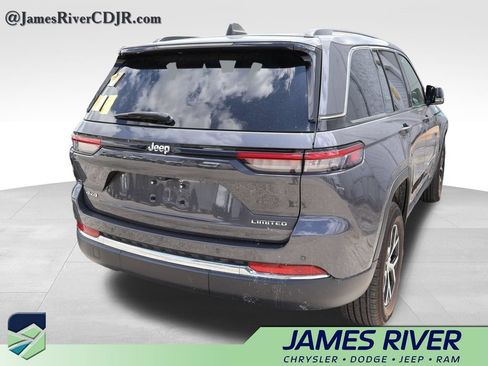 Used 2024 Jeep Grand Cherokee Limited AWD/4WD image 13
