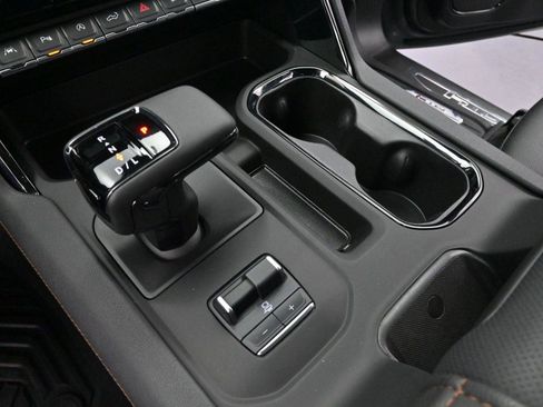 Used 2025 GMC Sierra 1500 AT4 w/ AT4 Premium Package image 26