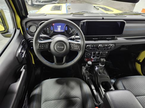 Used 2024 Jeep Wrangler Unlimited Rubicon 4xe w/ Safety Group image 18