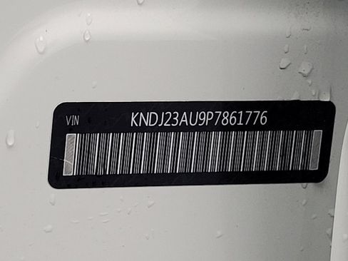 Used 2023 Kia Soul LX w/ LX Technology Package image 33