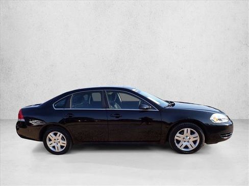 Used 2014 Chevrolet Impala LT w/ LT Sunroof Package FWD image 5
